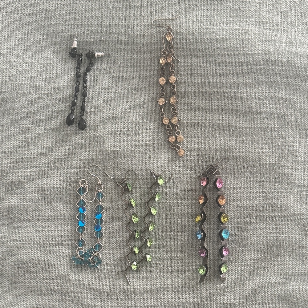 Elegant Multi-Color Dangle Earrings Set